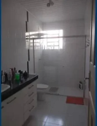 Imagem Casa à Venda em Canasvieiras – 4 Dormitórios 200 Metros da Praia