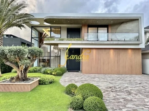Imagem Sobrado em condomínio fechado com 05 suites vista Marina