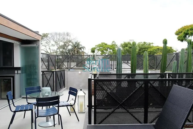 Imagem Luxuosa Casa/Sobrado à Venda em Moema - São Paulo/SP.