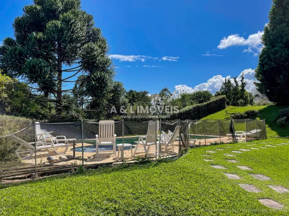 Imagem Casa Condomínio Campos do Jordão | 977 m² | 5 Suítes | Lazer Completo