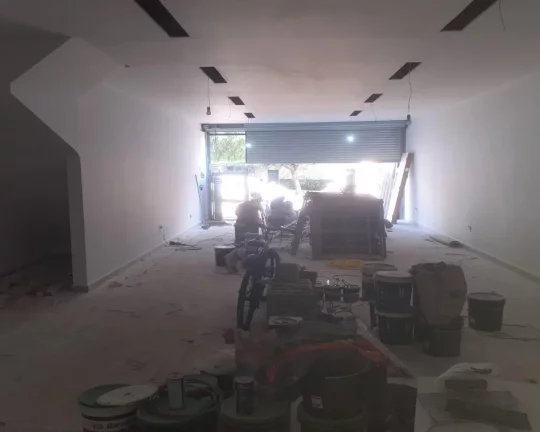Imagem salão comercial com 115 m2 FL26