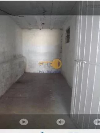 Imagem BARRACÃO COMERCIAL COM 400M² NO BAIRRO BRAGA EM SÃO JOSE DOS PINHAIS