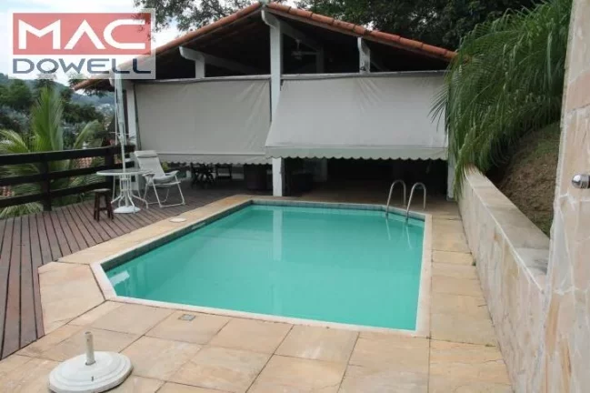 Casa de 433 m² / 4 quartos - A VENDA - Piratininga, Niterói/RJ
