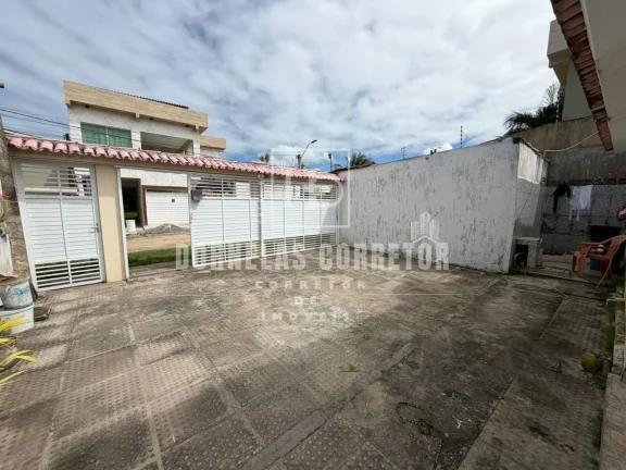 Imagem Casa à Venda na Ilha de Itamaracá com Quintal Amplo