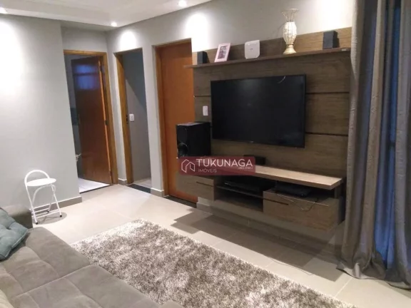 Imagem Linda cobertura em Guarulhos, com 2 dormitórios, sala com sacada, 2 banheiros, cozinha espaçosa com planejado e balcão americano de granito e uma área