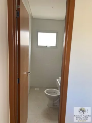 Imagem Sobrado em Condomínio para Venda em Aparecida de Goiânia, Vila Maria, 3 dormitórios, 3 suítes, 4 banheiros, 4 vagas