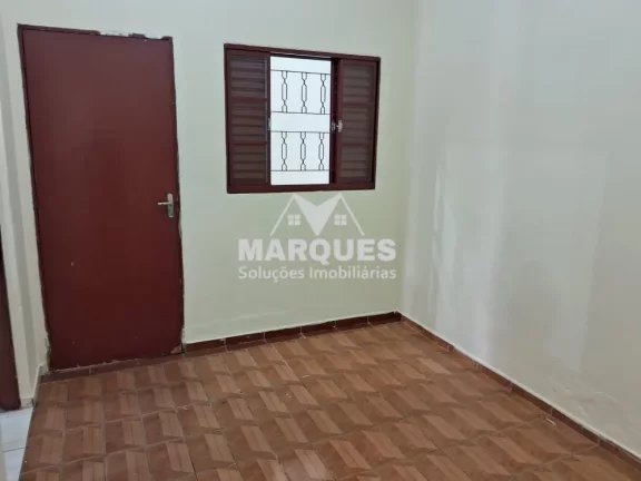 Imagem Ótima Oportunidade! Sobrado + 2 Casas para Moradia