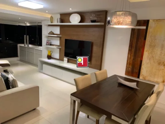 Imagem Vendo 2Q(1S), depd, alto, vista mar e lagoa, R$1.500.000,00, luxuoso, clean, decoração maravilhosa, porcelanato, ônibus, clube, tênis, squash, piscina