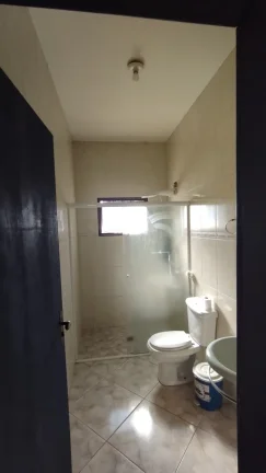 Imagem Linda casa com 03 suítes em terreno que dispõe de 2.131m² Condomínio Residencial Village da Serra!