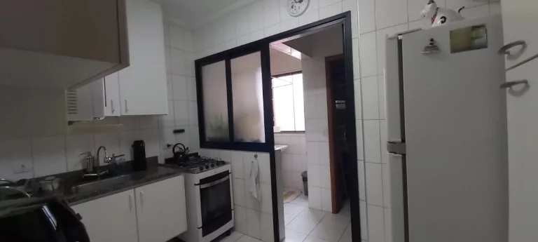 Imagem Sala 2 ambientes com sacada, cozinha com dispensa, área de serviço, 3 dormitórios sendo 1 suíte,...