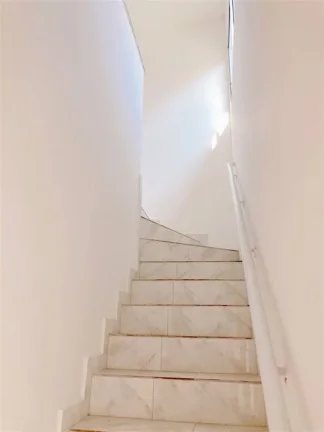Imagem CASA COM 63 m² - QUIETUDE - PRAIA GRANDE SP
