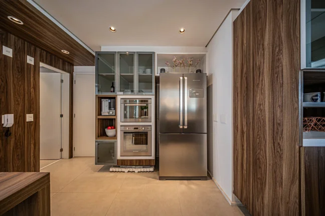 Imagem Espetacular Apartamento Mobiliado 147M² nunca habitado - 3 Dorms, 3 Suítes.