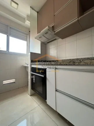 Imagem Apartamento com 50 m² de área total e construída, composto por 2 dormitórios, 1 banheiro. Imóve...