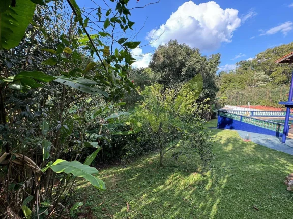 Imagem Chácara com Excelente Localização - Divisa entre Mairiporã e Atibaia