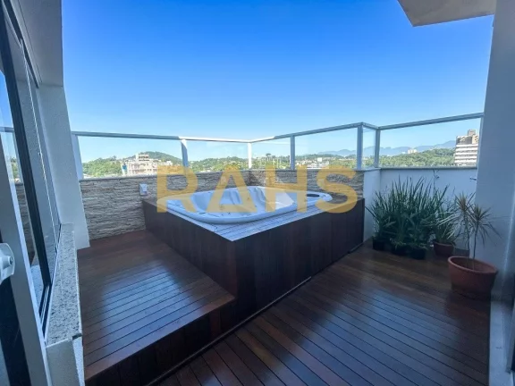 Imagem Cobertura Duplex em ótima localização no Santo Antônio. Imóvel recém reformado. Possui ao tota...