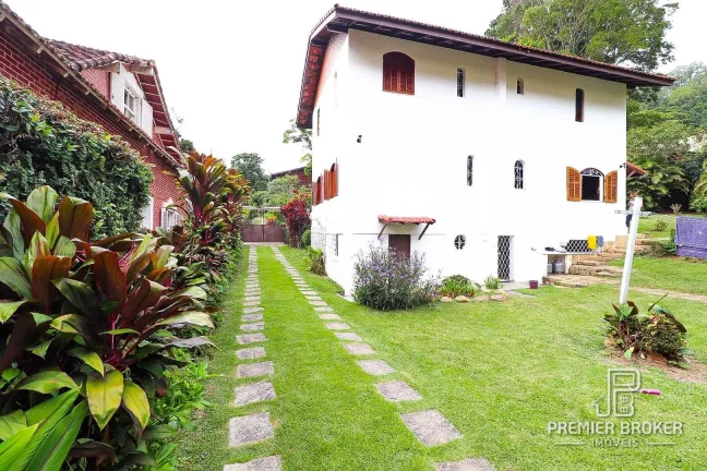 Imagem Casa à venda, 187 m² por R$ 900.000,00 - Golfe - Teresópolis/RJ