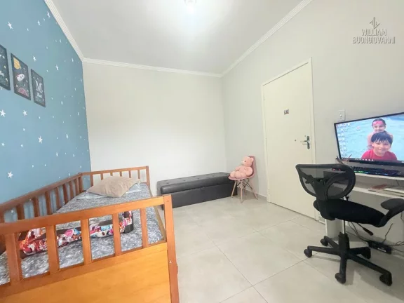 Imagem Casa Sobreposta com Entrada Individual – Nova Mirim, Praia Grande-SP
