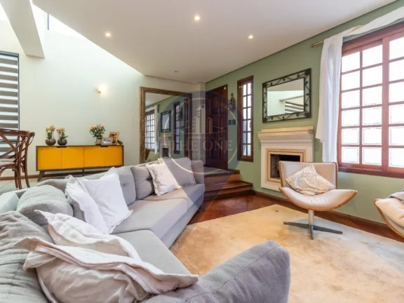 Imagem Imperdível! Casa à venda em São Paulo-SP, bairro Saúde: 4 quartos, 4 suítes, 2 salas, 5 banheiros, 3 vagas de garagem, 231m².