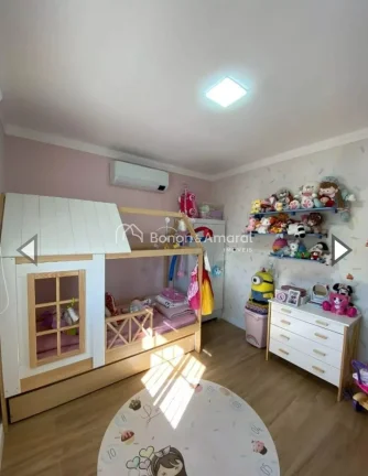 Imagem Casa reformada e pronta para morar em Vinhedo!

Uma casa que surpreende pela praticidade e pelo cuid...