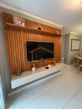 Imagem Apartamento totalmente reformado, com 65m², 3 quartos, sendo 2 conjugados e 1 suíte, sala para doi...