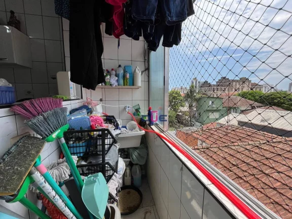 Imagem Apartamento com 2 dormitórios à venda, 90 m² por R$ 255.000,00 - Macuco - Santos/SP