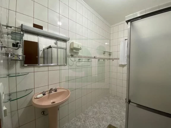 Imagem CASA RESIDENCIAL em OSASCO - SP, AYROSA