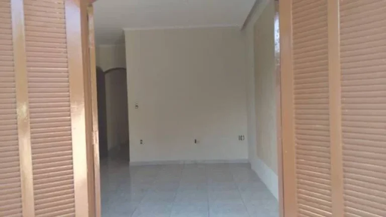 Imagem Sobrado Maravilhosos com 179 m² 3 Dormitorios 2 Vagas Garagens