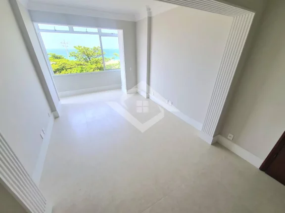 Imagem Apartamento à Venda em Copacabana com Vista para o Mar - 2 Quartos, 82 m²