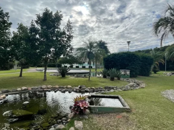 Imagem Terreno à venda, 598 m² - Jurerê Internacional - Florianópolis/SC