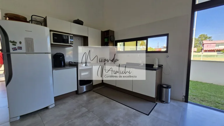 Imagem Casa no condomínio Condomínio Ilha do Francês para venda e locação com 4 quartos, sendo 2 suítes, 186m²