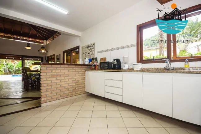 Imagem Casas para Alugar Temporada Juquehy - 600m da praia, 4 dorm. sendo 1 suíte, 1 dorm. no térreo, máx. 10 pessoas | Juquehy Imobiliária