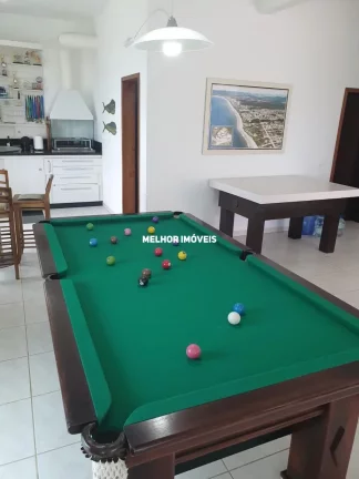 Imagem Casa Frente Mar á venda com 5 dormitórios sendo 1 suíte com vista mar em Balneário Piçarras