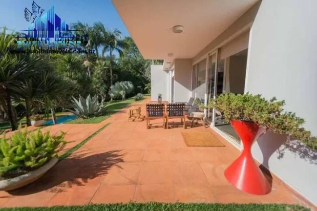 Imagem Casa moderna maravilhosa, com acabamentos diferenciados - Granja Viana