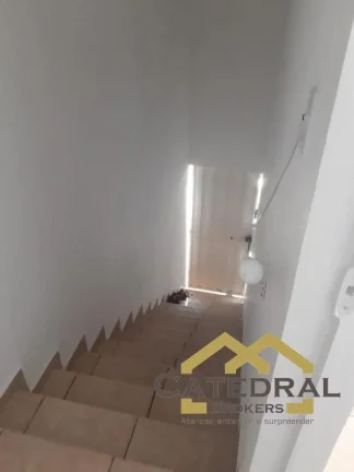 Imagem SOBRADO COM 2 DORMITÓRIOS À VENDA, 268 M² POR R$ 585.000,00 - PARQUE RESIDENCIAL JUNDIAÍ - JUNDIAÍ/SP