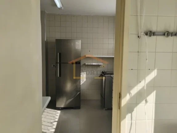 Imagem Apartamento com 3 dormitórios, sendo 1 suíte, distribuídos em 100 m² de área útil. Sala dois a...