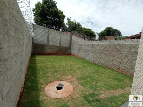 Imagem Casa para Venda em Aparecida de Goiânia, SETOR COLONIAL SUL, 2 dormitórios, 1 suíte, 2 banheiros, 2 vagas