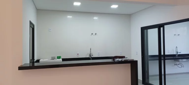Imagem CASA TÉRREA - AMPLA E CONFORTÁVEL - CONDOMÍNIO MONTE VERDE - MONTE MOR