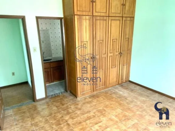 Imagem Casa para Venda em Salvador, Piatã, 8 dormitórios, 4 banheiros, 4 vagas