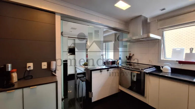 Imagem Apartamento de 153m² a venda na Rua Fabia, 3 suítes e 3 vagas.