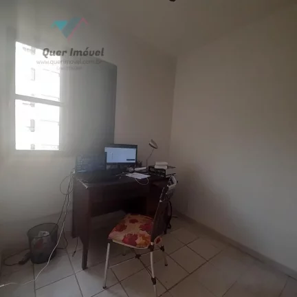 Imagem Apartamento à venda no Centro de Ribeirão Preto-SP: 3 quartos, 1 suíte, 2 salas, 3 banheiros, 1 vaga de garagem, 105 m².