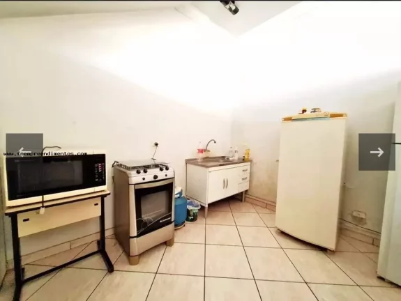 Imagem Salão Comercial para Locação em Limeira, Vila Queiroz, 2 banheiros, 3 vagas