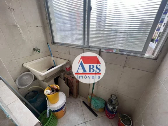 Imagem Apartamento com 3 dormitórios à venda, 75 m² por R$ 250.000,00 - Vila Guilhermina - Praia Grande/SP