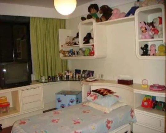Imagem Apartamento maravilhoso, amplo, com terraço, living com tábuas de ipê, piso de tacos nos dormitó...