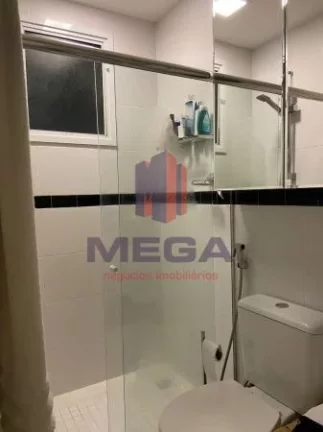 Imagem Vendo apartamento 60m2, 2 quartos, sendo 1 suíte, móveis em laca fosca, todo com móveis sob medid...
