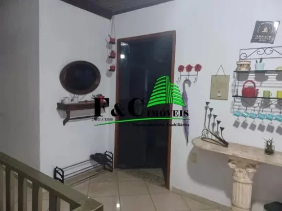 Imagem Casa para Venda em Limeira, Jardim Hortência, 4 dormitórios, 1 suíte, 2 banheiros, 2 vagas