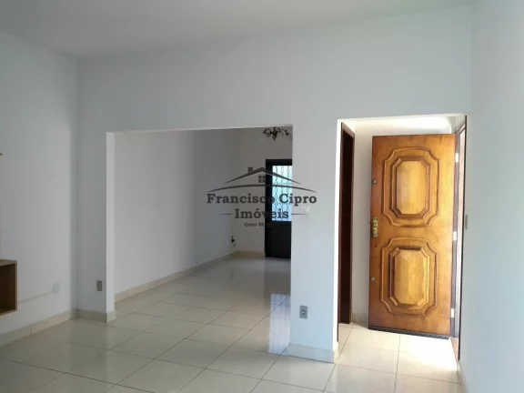 Imagem Casa à venda no bairro Jardim Ícaro - Guaratinguetá/SP