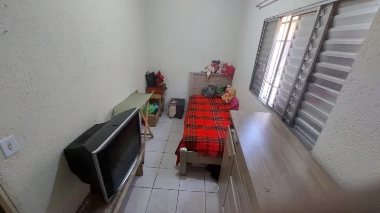Imagem Sobrado com 4 dormitórios à venda, 146 m² por R$ 385.000,00 - Parque Maria Helena - Suzano/SP
