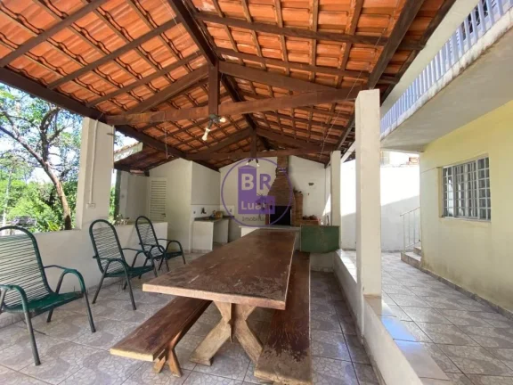 Imagem Casa á venda em Cambezinho