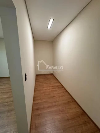 Imagem Casa em Condomínio à venda em Villagio Wanel com 130m² 3 quartos, 4 vagas