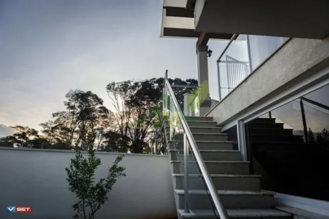 Imagem Casa de Altíssimo padrão em Atibaia condomínio fechado